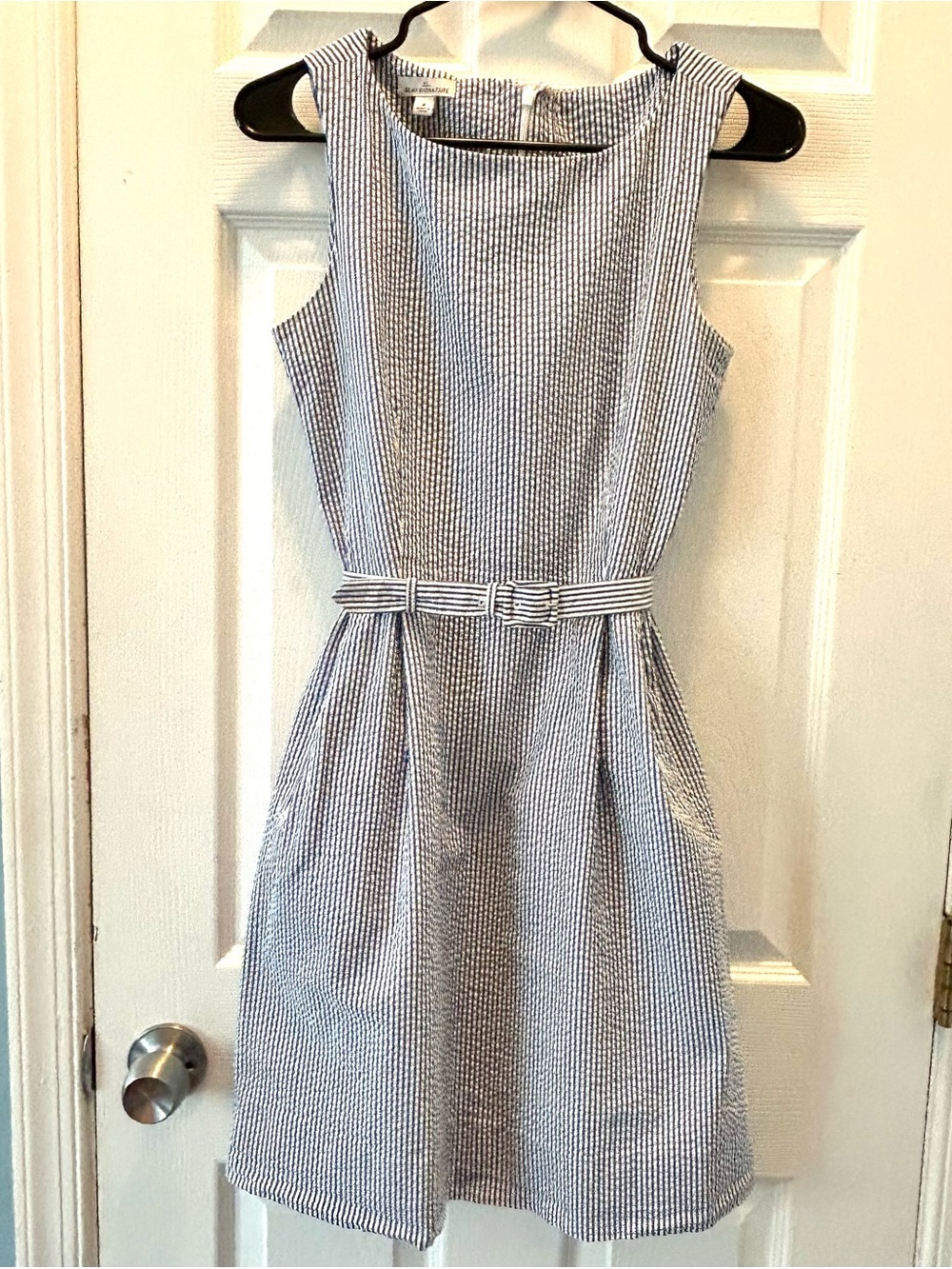 LL Bean Signature Dress Womens 4 Seersucker Striped Sleeveless Belted A-Line